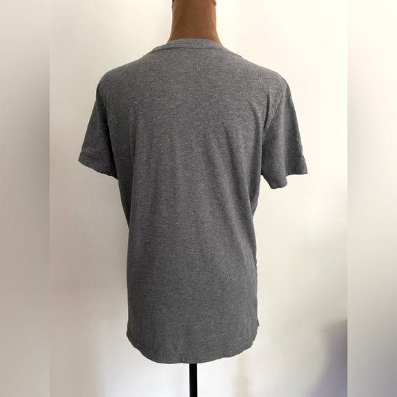 Lands End Basic T-Shirt - Picture 2 of 5